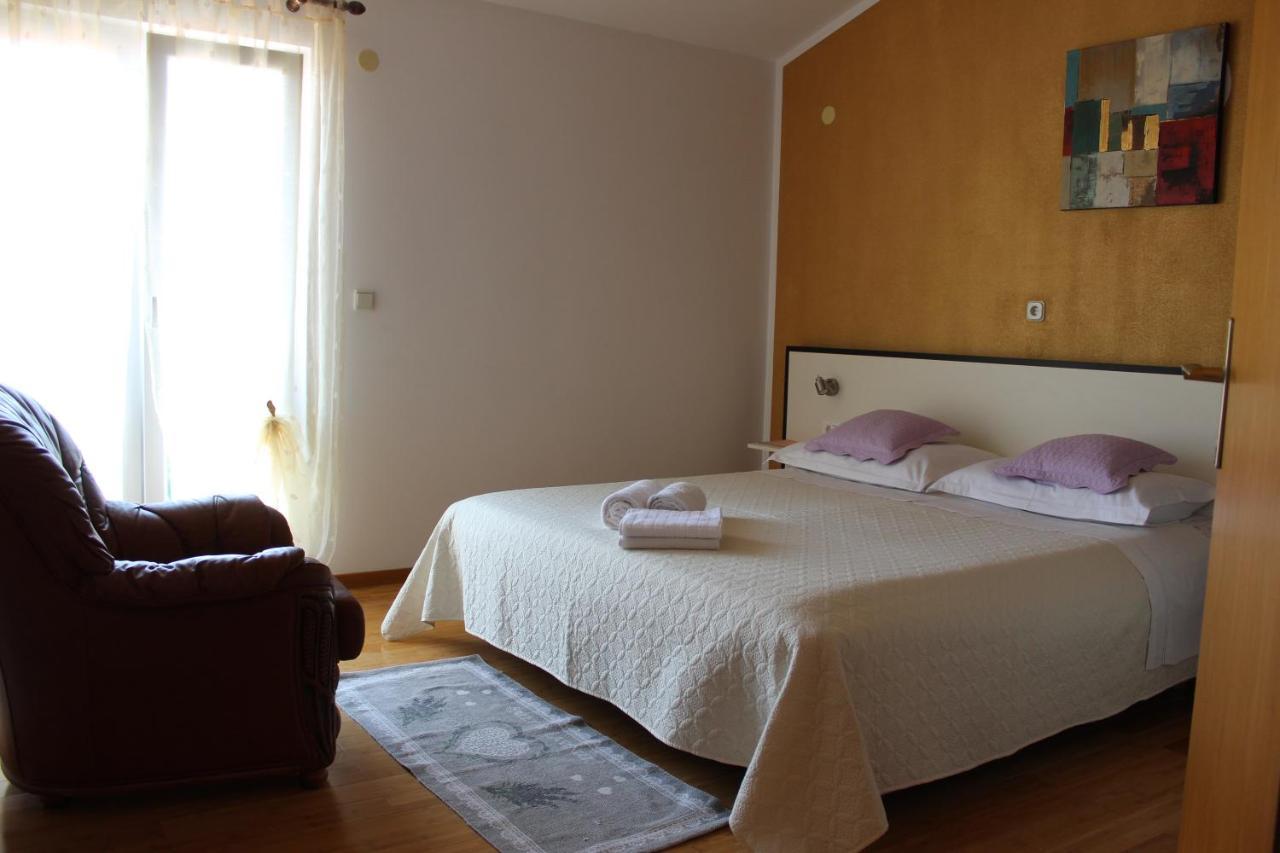 Apartment BenTen Drvenik  Exterior foto
